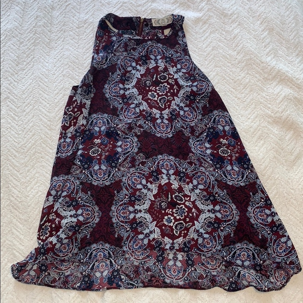 Pink Rose - High Neck Paisley Burgundy Tank